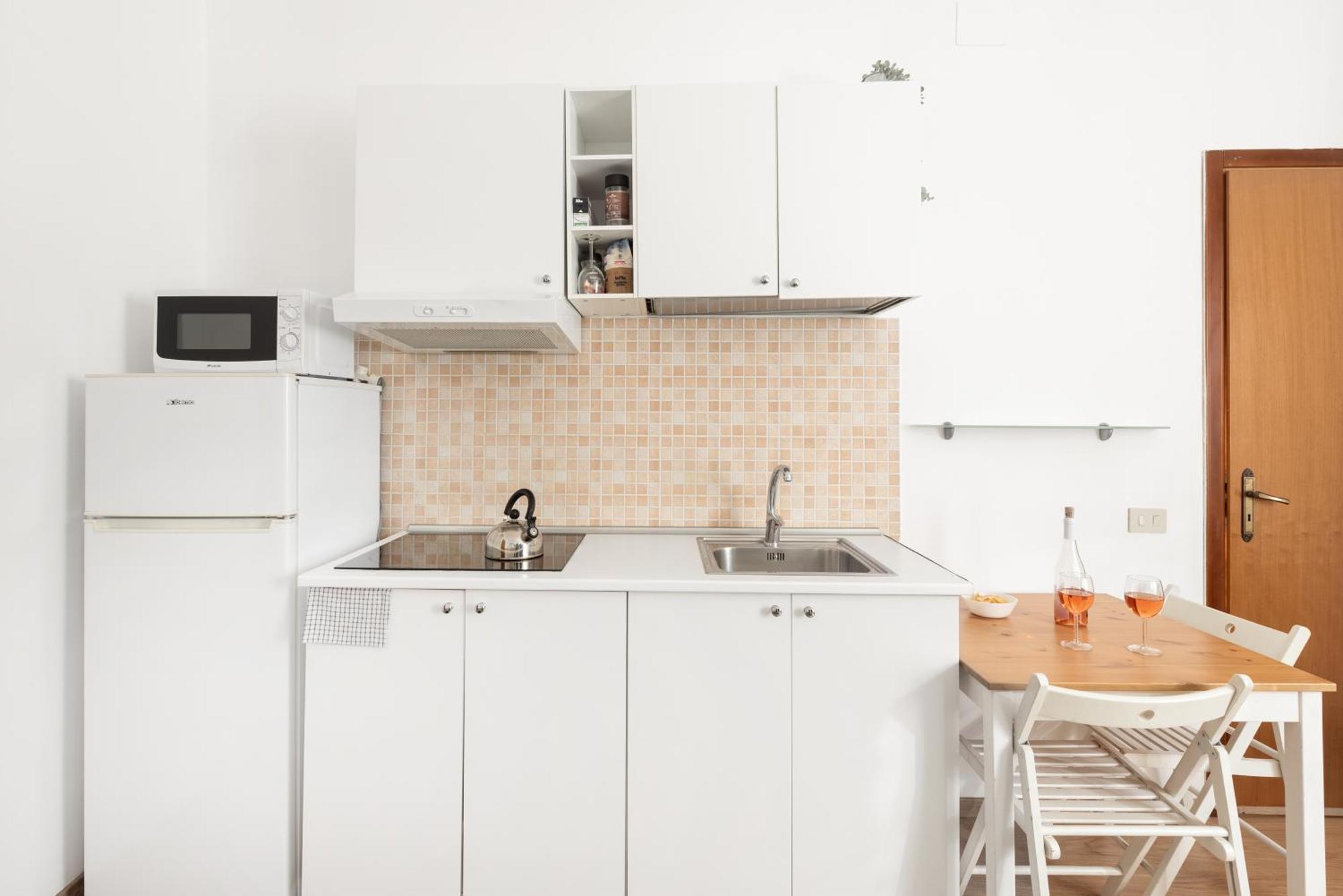 Central Little Basic Apartment Rome Luaran gambar